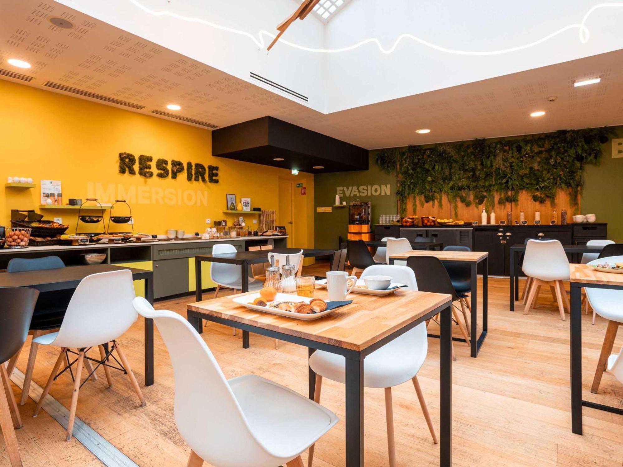 מלון Ibis Styles Calais Centre מראה חיצוני תמונה